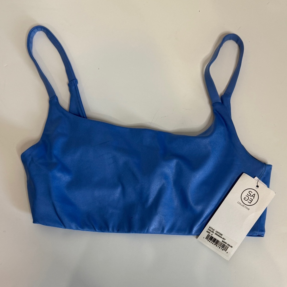 SAGE COLLECTIVE - Twist Back Sports Bra